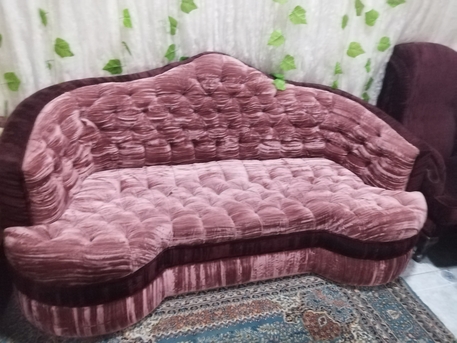 Riyadh, Furniture, SAR 250,  Maroon And Pink Sofa Urgent Sale