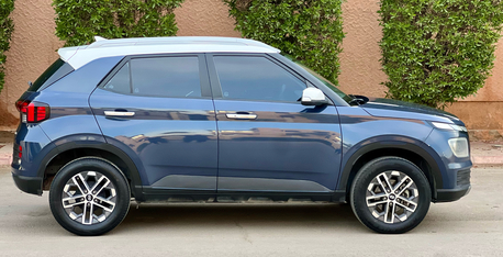 Riyadh, Vehicles, Cars & Trucks , SAR 46000,  Hyundai Venue,  2023,  Automatic,  56790 KM,     1.0L Full Option, Without Accident