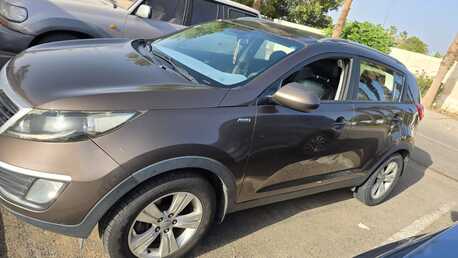 Yanbu, Vehicles, Cars & Trucks , SAR 30000,  Kia Sportage,  2013,  Automatic,  259243 KM,    &ndash;  &ndash; Well Maintained - 260KM - SAR 30,000