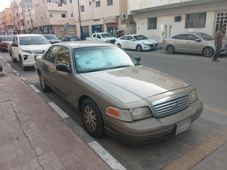 Khobar, Vehicles, Cars & Trucks , SAR 18000,  Ford Crown Victoria,  2005,  Automatic,  251400 KM,  Crown Victoria Ford For Sale