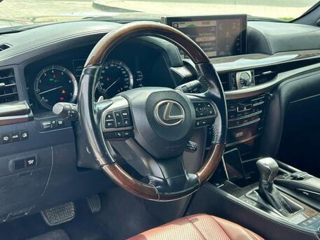 Riffa, Vehicles, Cars & Trucks , BHD 20000,  Lexus LX 570,  2017,  Automatic,  200000 KM,  LEXUS LX570 MODEL  FOR SALE