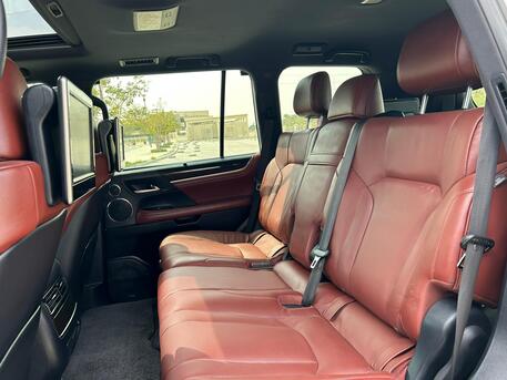 Riffa, Vehicles, Cars & Trucks , BHD 20000,  Lexus LX 570,  2017,  Automatic,  200000 KM,  LEXUS LX570 MODEL  FOR SALE