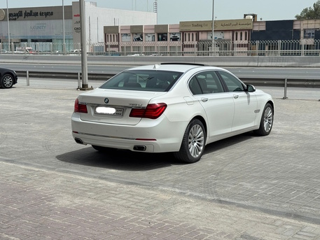 Manama, Vehicles, Cars & Trucks , BHD 3200,  BMW 750Li,  2013,  Automatic,  176400 KM,    (White)