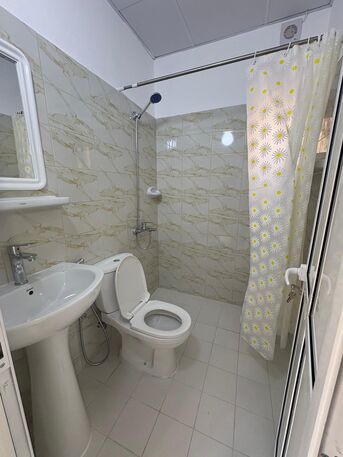 Manama, Rooms Available, BHD 130/month,  87 Sq. Meter,  Cheap Studio For Rent With Unlimited EWA