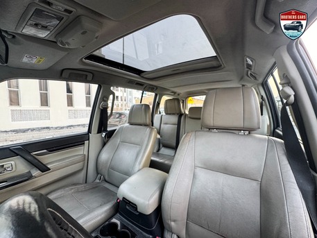 Manama, Vehicles, Cars & Trucks , BHD 2,  Mitsubishi Pajero,  2015,  137900 KM,