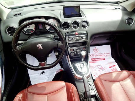 Zinj, Vehicles, Cars & Trucks , BHD 11,  Peugeot 308,  2013,  Automatic,  170000 KM,  , Full Option, Convertible, Urgent Sale