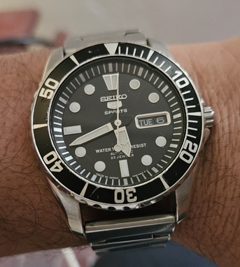 Jeddah, Watches, SAR 700,  Genuine Seiko 5 Sports, SNZF17