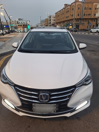 Khobar, Vehicles, Cars & Trucks , SAR 25000,  Changan Alsvin Full Option,  2024,  Automatic,  94000 KM,  For Sale: A Pristine  Changan Alsvin. This Sleek Sedan Boasts A Mere 94 Km On The Odom