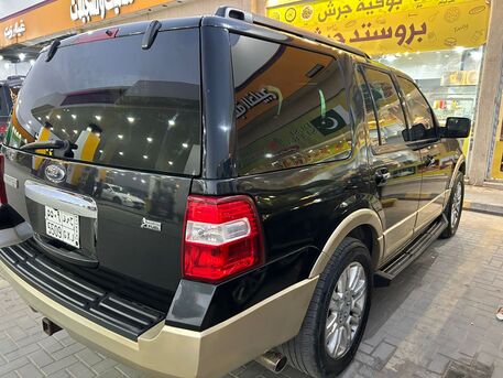 Riyadh, Vehicles, Cars & Trucks , SAR 31000,  Ford Expedition XLT,  2010,  Automatic,  256000 KM,  FORD EXPEDITION NEAT AND CLEAN
