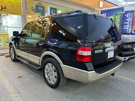 Riyadh, Vehicles, Cars & Trucks , SAR 31000,  Ford Expedition XLT,  2010,  Automatic,  256000 KM,  FORD EXPEDITION NEAT AND CLEAN