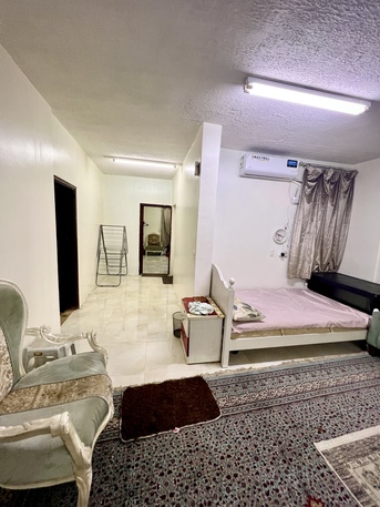 Jubail, Rooms Available, SAR 1400/month,  Furnished,  1400 SAR Furnished Room For Executive Bachelor Including Electricity/Wifi/water.