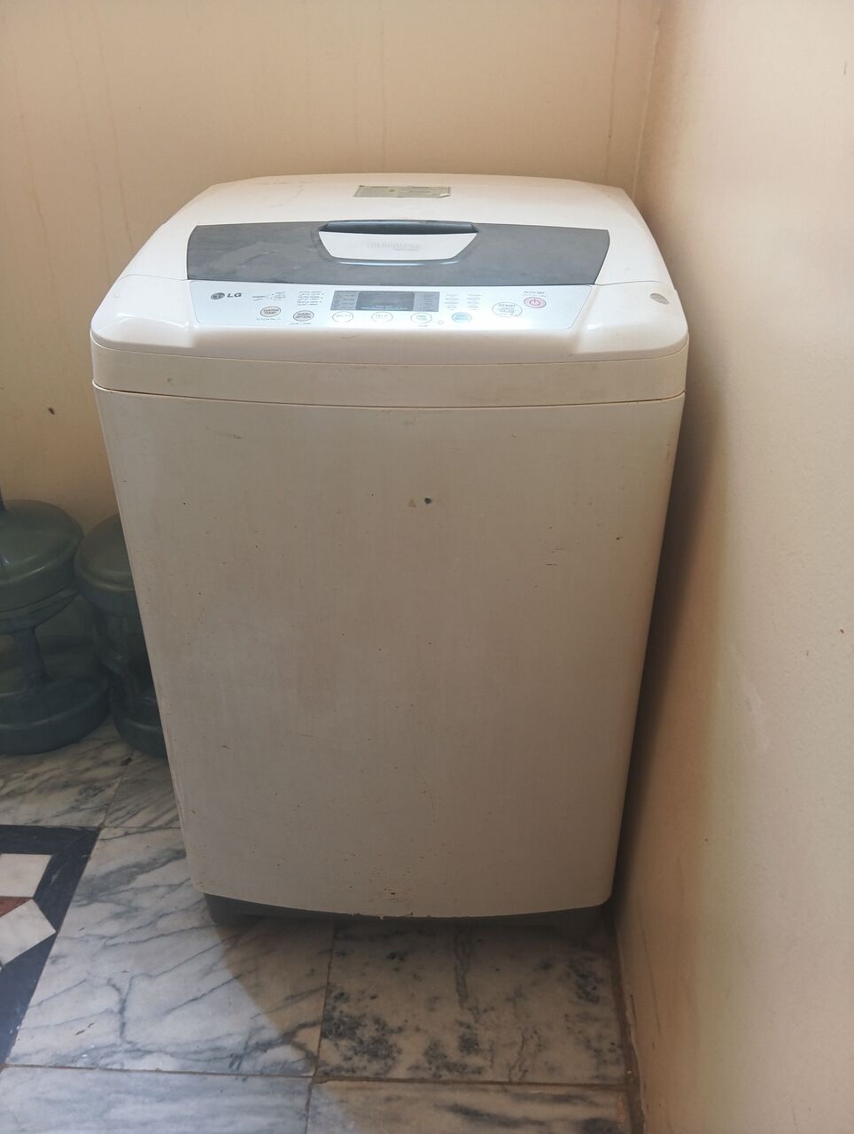 Hara, Air Conditioners, SAR 350,  LG Inverter Model Washing Machine 9 Kgs In Perfect Working Condition
