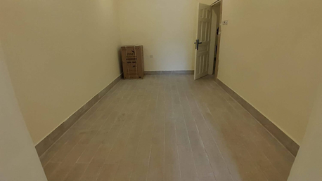 Gudaibiya, Apartments, Flats, Houses & Villas, BHD 160,  Gudaibiya:- Studio Unfurnished Flat On Rent With Only 1 A/Cs.  Bd 160/- With Unlimited Ewa