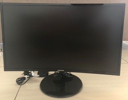 Jeddah, Computers, Samsung 27"led Hdmi