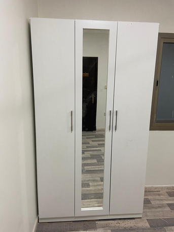 Jeddah, Furniture, SAR 1,  3 Door Wooden Wardrobes Are Available With Best Quaility