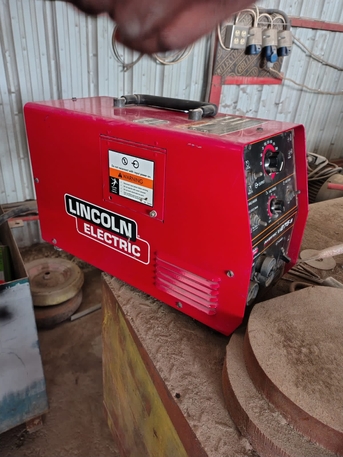 Dammam, Industrial Machinery, SAR 2750,  Welding Machine  For Sale