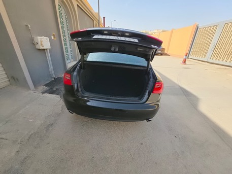 Olaya, Vehicles, Cars & Trucks , SAR 30000,  Audi A6,  2014,  Automatic,  324 KM,   &ndash; Clean & Well Maintained | No Accidents | No Repaint | Strong Performance