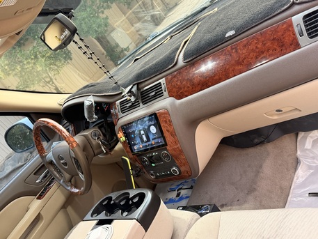 Riyadh, Vehicles, Cars & Trucks , SAR 20000,  GMC YOUKON XL,  2010,  Automatic,  437000 KM,  Urgent Sale Only Serious Customer