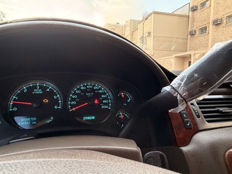 Riyadh, Vehicles, Cars & Trucks , SAR 20000,  GMC YOUKON XL,  2010,  Automatic,  437000 KM,  Urgent Sale Only Serious Customer