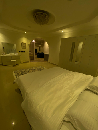 Riyadh, Apartments, Flats, Houses & Villas, SAR 5000/month,  2 BR,  A Spacious Apartment, Containing A Bedroom And A Living Room With Modern Furniture, A Prim