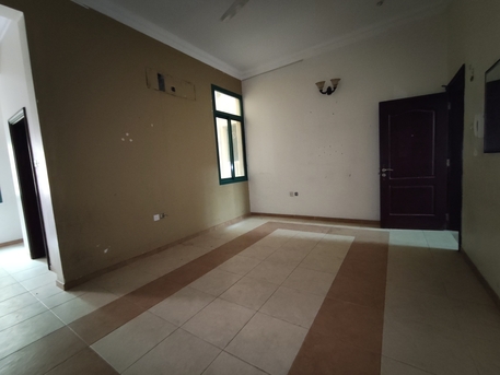 Bilad Al Qadeem, Apartments, Flats, Houses & Villas, BHD 160/year,  2 BR,  Bilad Al Qadeem:- Groundfloor 2Bhk Unfurnished Flat On Rent..