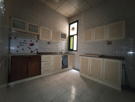 Bilad Al Qadeem, Apartments, Flats, Houses & Villas, BHD 160/year,  2 BR,  Bilad Al Qadeem:- Groundfloor 2Bhk Unfurnished Flat On Rent..