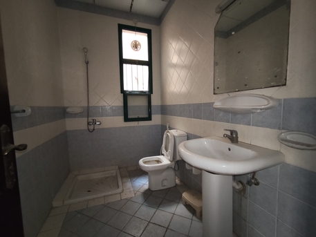 Bilad Al Qadeem, Apartments, Flats, Houses & Villas, BHD 160/year,  2 BR,  Bilad Al Qadeem:- Groundfloor 2Bhk Unfurnished Flat On Rent..