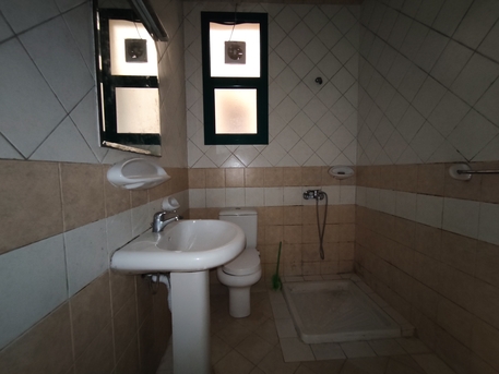 Bilad Al Qadeem, Apartments, Flats, Houses & Villas, BHD 160/year,  2 BR,  Bilad Al Qadeem:- Groundfloor 2Bhk Unfurnished Flat On Rent..