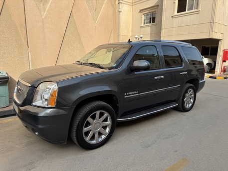 Khobar, Vehicles, Cars & Trucks , SAR 30000,  GMC Yukon Denali,  2007,  245000 KM,  Full Option | Clean & Ready To Drive