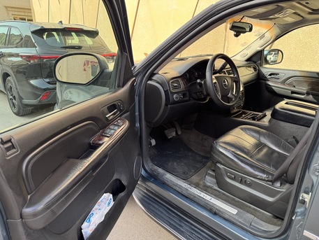 Khobar, Vehicles, Cars & Trucks , SAR 30000,  GMC Yukon Denali,  2007,  245000 KM,  Full Option | Clean & Ready To Drive