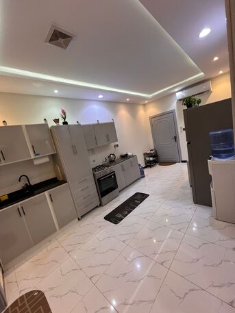 Al Ghadir, Apartments, Flats, Houses & Villas, SAR 40000/year,  3 BR,  شقة بثلاث غرف نوم تشمل الماء والكهرباء 