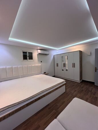 Al Ghadir, Apartments, Flats, Houses & Villas, SAR 40000/year,  3 BR,  شقة بثلاث غرف نوم تشمل الماء والكهرباء 