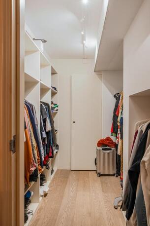 Amsterdam, Apartments, Flats, Houses & Villas, EUR 4500/month,  Furnished,  3 BR,  170 Sq. Meter,  Luxury Furnished Apartment With Private Garden In Amsterdam West, 170 M?,3 Bedrooms.