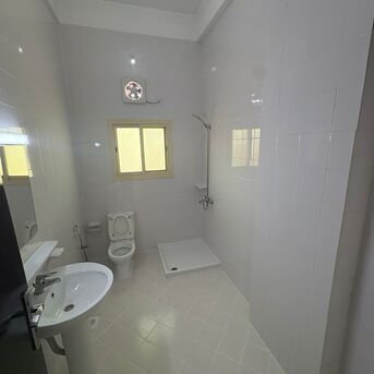 Adliya, Apartments, Flats, Houses & Villas, BHD 325/month,  2 BR,  145 Sq. Meter,  Huge 2 Bedroom 2 Bathroom Flat For Rent In Adliya