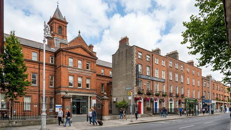 Dublin, Restaurants, Stay In The Heart Of Dublin &ndash; Hotel Near Parnell Square & Temple Bar