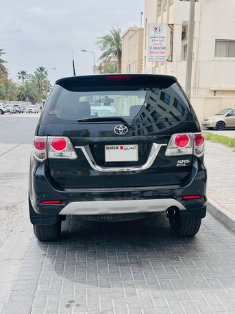 Manama, Vehicles, Cars & Trucks , BHD 4950,  Toyota Fortuner,  2013,  Automatic,  144000 KM,  Black   (4X4) V4 ~2.7 L Engine  Transmission ~ Well Maintained