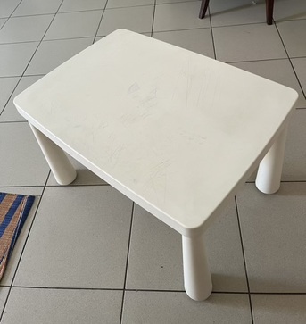 Al Rakah Al Shamaliyah, Baby & Kid Stuff, SAR 50,  Kids Plastic Table & Chair Set &ndash; White & Red, Sturdy & Attractive (Final Exit Sale)