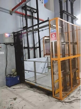 Bangalore, Heavy Equipment, INR 220000,  Heavy Duty 3-4 Ton Steel Hoist Goods Lift