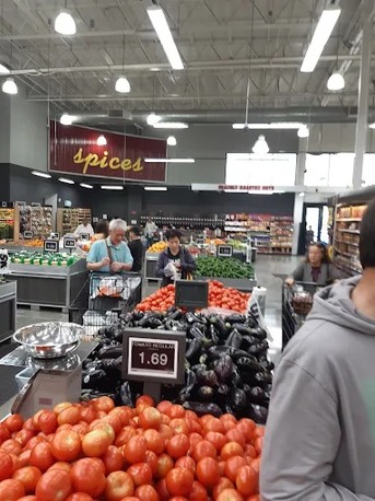 Los Angeles, Food, Best Grocery Stores Near You Offering Fast Delivery