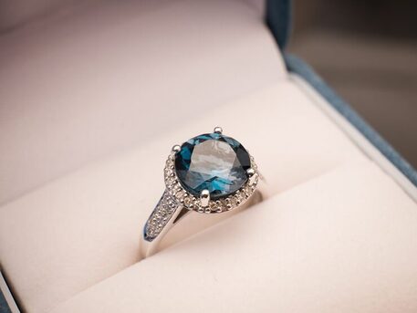 New York, Business, Rogers Jewelers&rsquo; Stunning Modern Engagement Rings Collection