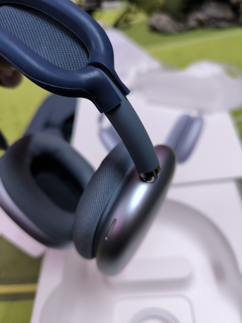 Hara, Mobile Phones, SAR 1400,  Apple Airpod Max (jarir Bookstore Invoice)