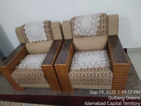 Islamabad, Sublets, PKR 920/month,  1 BR,  54400 Sq. Feet,  1 Bed-Coner Flat,1st Floor, Is Available For Sale In Islamabad Gulberge Green Block-C