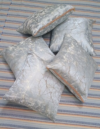 Yanbu, Household Items, SAR 100,  Cushions