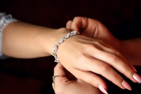 New York, Business, Stylish Diamond Bands For Women Available At Diamond Outlet Shop