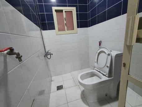 Manama, Apartments, Flats, Houses & Villas, BHD 140/year,  1 BR,  Ras Ruman:- Studio Flat On Rent With Unlimited Ewa