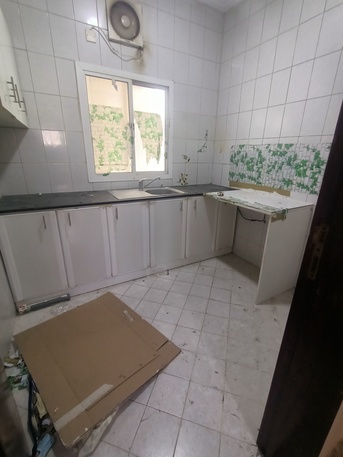 Gudaibiya, Apartments, Flats, Houses & Villas, BHD 170/month,  2 BR,  Semi Furnished 2 Bedroom Flat For Rent In Gudaibiya With Electricity