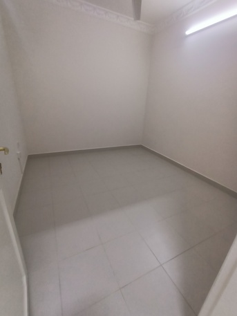 Hoora, Apartments, Flats, Houses & Villas, BHD 220/month,  2 BR,  ### Semi Furnished Spacious Family Flat For Rent In Hoora With Electricity