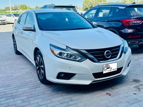 Manama, Vehicles, Cars & Trucks , BHD 1,  Nissan Altima,  2018,  115000 KM,  Clean Car -SV Model - 1 Owner