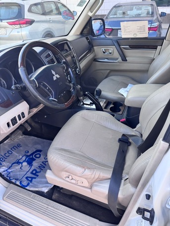 Riyadh, Vehicles, Cars & Trucks , SAR 35000,  Mitsubishi Pajero,  2016,  Automatic,  210 KM,   For Sale .Best Condition - SAR: 35,000