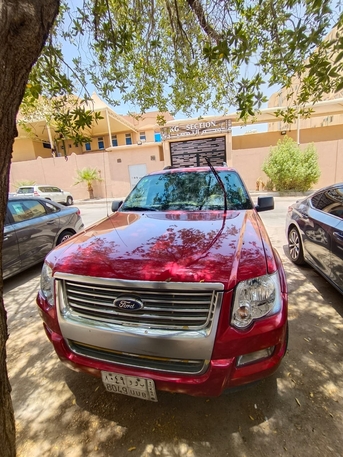 Riyadh, Vehicles, Cars & Trucks , SAR 12000,  Ford Explorer,  2008,  Automatic,  340000 KM,  Urgent Sale  V8 4x4 For 12000 SR For Sale - Excellent Condition